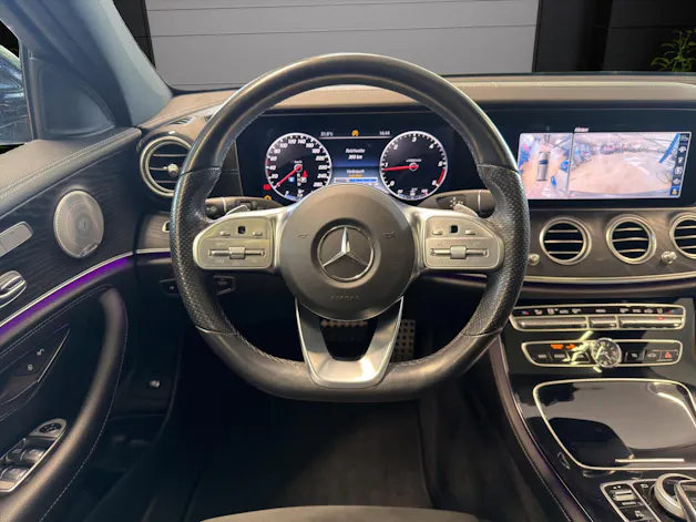 MERCEDES-BENZ E 220 d Swiss Star AMG 4M