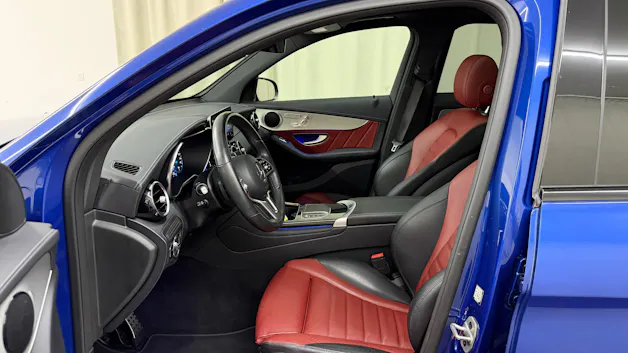 MERCEDES-BENZ GLC 300 e AMG Line 4Matic 9G-Tronic