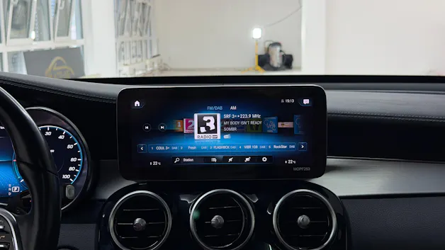 MERCEDES-BENZ GLC 300 e AMG Line 4Matic 9G-Tronic