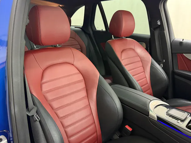 MERCEDES-BENZ GLC 300 e AMG Line 4Matic 9G-Tronic