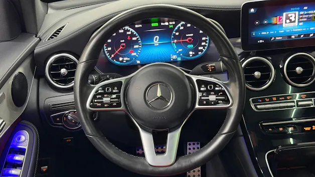 MERCEDES-BENZ GLC 300 e AMG Line 4Matic 9G-Tronic
