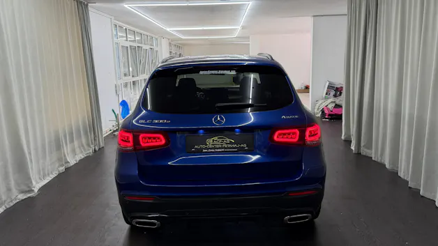 MERCEDES-BENZ GLC 300 e AMG Line 4Matic 9G-Tronic