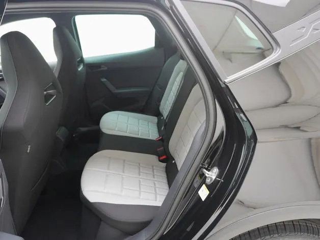 SEAT Arona 1.5 TSI FR DSG *Rundumsorglospaket*