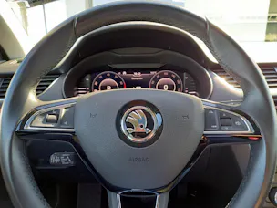SKODA Octavia Combi 1.5 TSI Soleil DSG