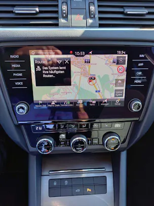 SKODA Octavia Combi 1.5 TSI Soleil DSG
