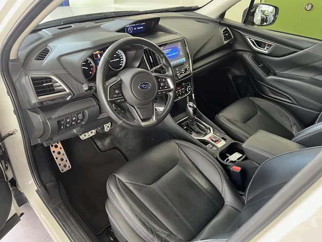 Subaru Forester Station 2.0i e-Boxer Luxury