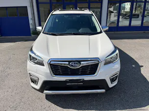 Subaru Forester Station 2.0i e-Boxer Luxury