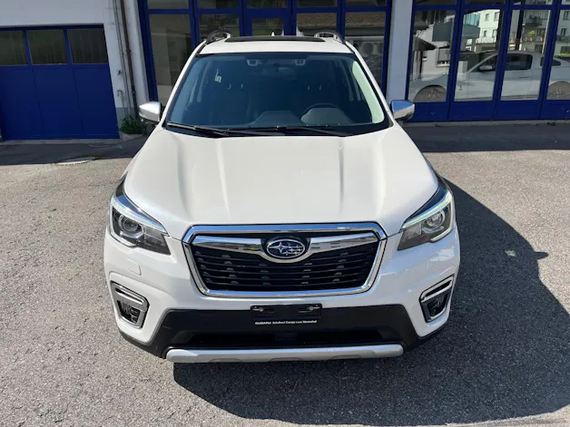 Subaru Forester Station 2.0i e-Boxer Luxury