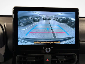https://vehicle.imgix.net/4440229/9a0b4302-a6aa-4483-91d2-164b442207b8.jpg
