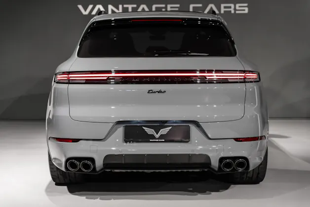 PORSCHE Cayenne 4.0 V8 Turbo E-Hybrid