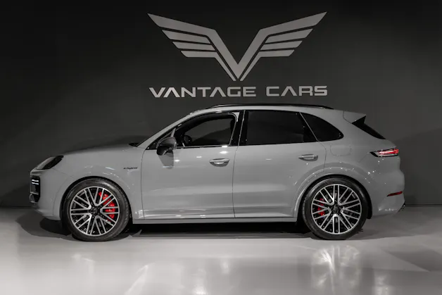 PORSCHE Cayenne 4.0 V8 Turbo E-Hybrid