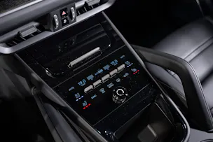 PORSCHE Cayenne 4.0 V8 Turbo E-Hybrid