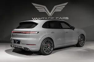 PORSCHE Cayenne 4.0 V8 Turbo E-Hybrid