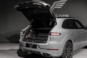 PORSCHE Cayenne 4.0 V8 Turbo E-Hybrid