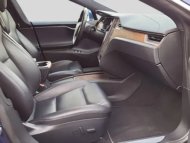 Tesla Model S Long Range