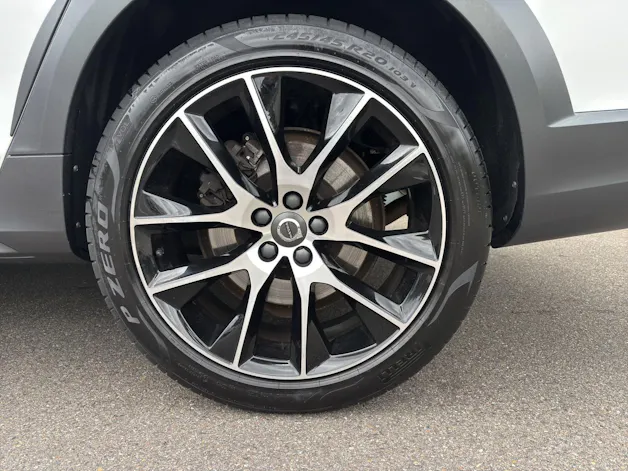 VOLVO V90 Cross Country 2.0 D5 Pro AWD
