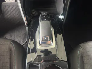PEUGEOT 208 1.2 PureTech 100 Allure