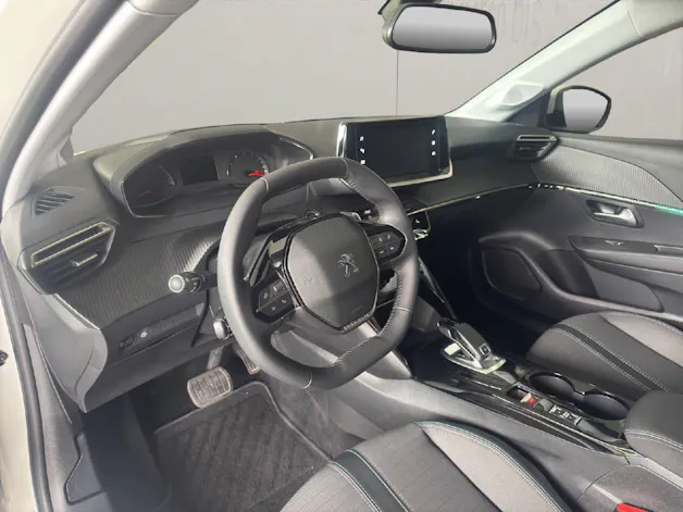 PEUGEOT 208 1.2 PureTech 100 Allure