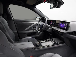 https://vehicle.imgix.net/4440323/20965276-9f0a-4c4f-b13e-4017e518069a.jpg