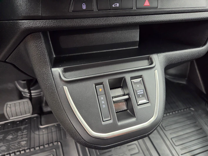 Fahrzeugbild TOYOTA PROACE