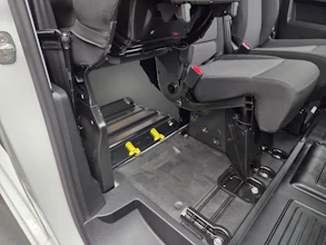 https://vehicle.imgix.net/4440330/63669d16-6c74-4a97-b3ef-0ff4714a37be.jpg