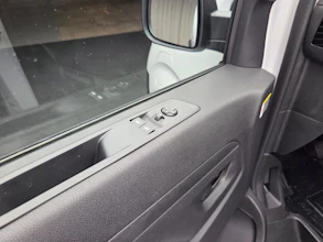 https://vehicle.imgix.net/4440330/d7312b2d-4401-4112-af87-828b439080f0.jpg