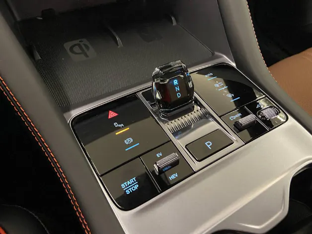 BYD Seal U DM-i Design AWD
