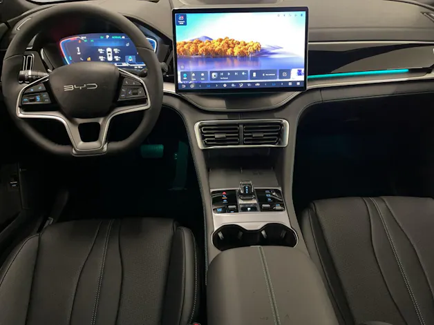 BYD Seal U DM-i Design AWD