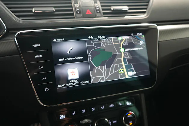 SKODA Superb Combi 1.4 TSI PHEV SportLine DSG