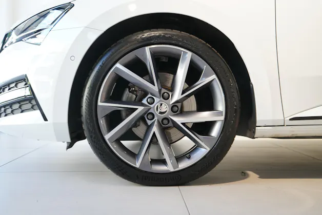 SKODA Superb Combi 1.4 TSI PHEV SportLine DSG