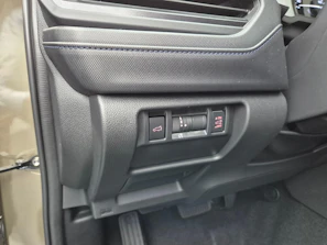 SUBARU FORESTER 16