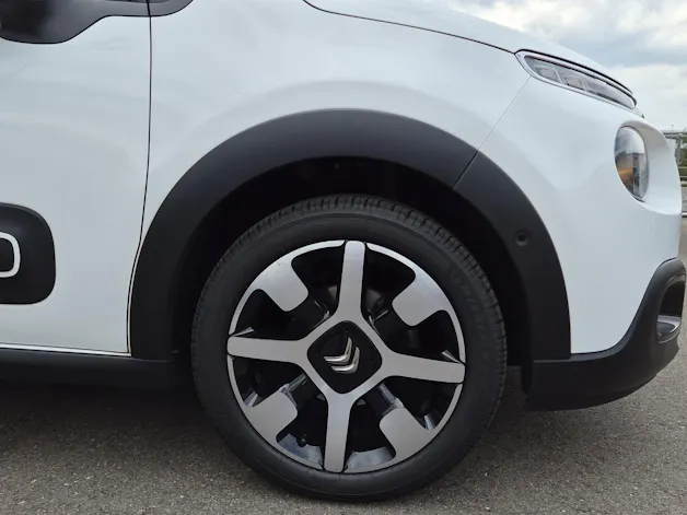 CITROEN C3 1.2 PureTech Shine