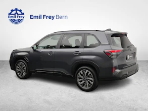 https://vehicle.imgix.net/4440381/ed9f12b5-c25b-4dad-9d20-eb3aaeb9f191.jpg