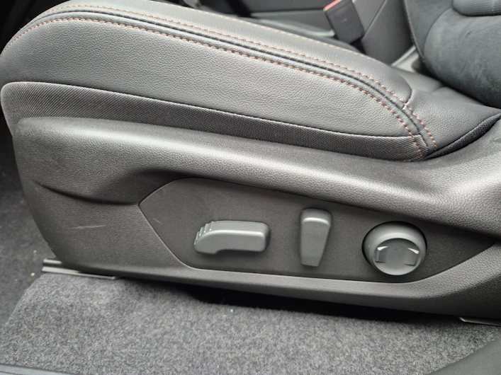Fahrzeugbild SUBARU FORESTER