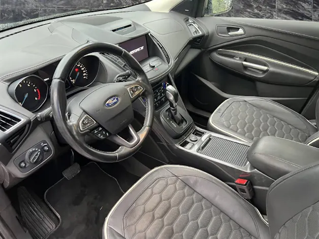 FORD Kuga 2.0 TDCi 180 Vignale