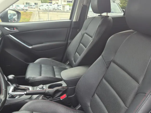 MAZDA CX-5 2.2 D HP Revolution AWD