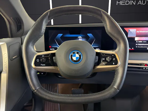 BMW iX xDrive40