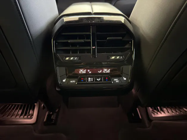 BMW iX xDrive40
