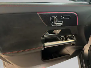 MERCEDES-BENZ GLA 35 AMG 4matic