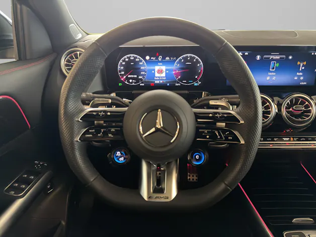 MERCEDES-BENZ GLA 35 AMG 4matic
