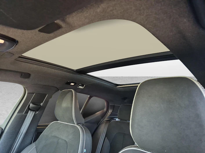 immagine del veicolo VOLVO XC40