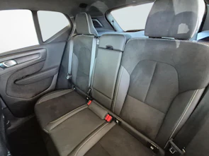 immagine del veicolo VOLVO XC40 2.0 B4 MH Ultimate Dark AWD