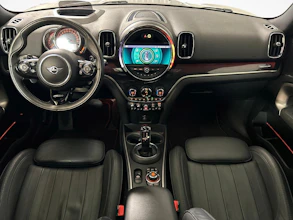 https://vehicle.imgix.net/4440449/2899011d-46cb-4ed5-ac50-c5a10707f8ee.jpg