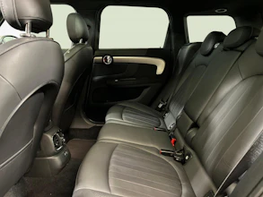 https://vehicle.imgix.net/4440449/709fe0e9-44b6-4534-81f7-01944555bec6.jpg