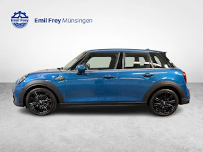 https://vehicle.imgix.net/4440459/5cb33f7f-e1ba-452a-b396-09848b161dcc.jpg