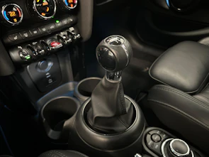 immagine del veicolo MINI F55 2.0i Cooper S
