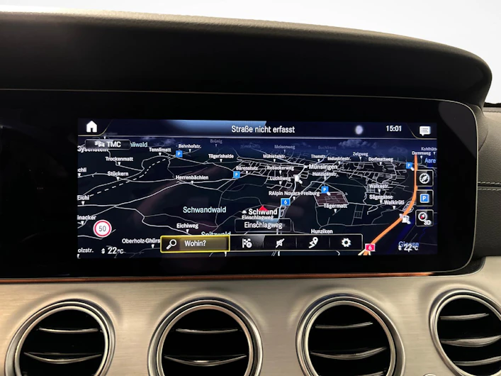 image du véhicule MERCEDES-BENZ E 220