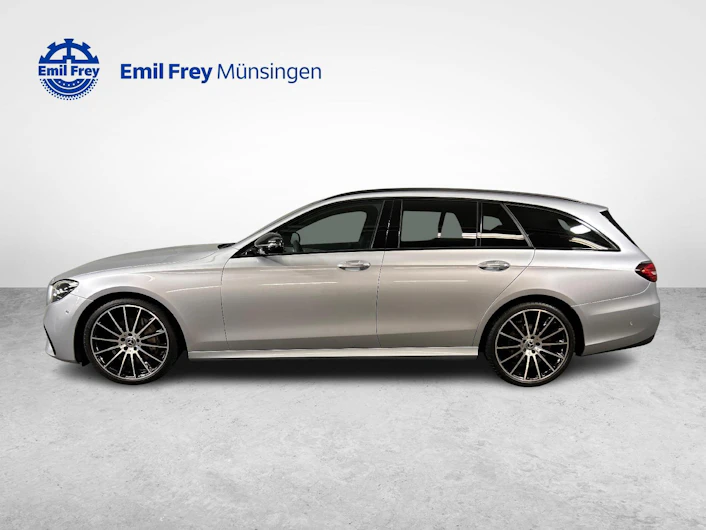 image du véhicule MERCEDES-BENZ E 220