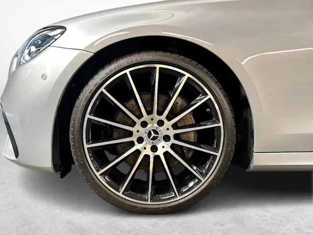 MERCEDES-BENZ E 220 d AMG Line 4matic Kombi