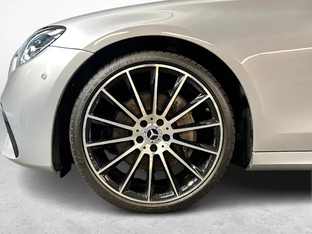 MERCEDES-BENZ E 220 d AMG Line 4matic Kombi